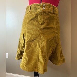 Athleta Athletic Women’s Mustard/Oliver Corduroy Size 2 Skirt